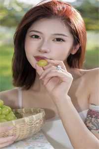 七年后，离王踏入了追妻火葬场