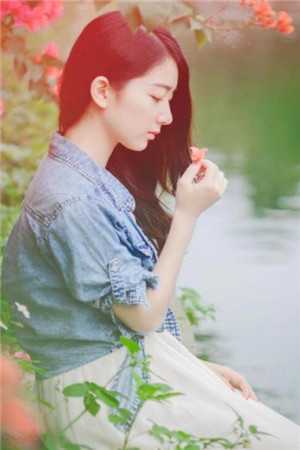 被捕入狱后，未婚夫带着新科技参加审判