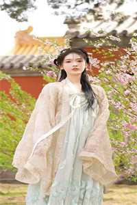 新婚后，病秧子相公他长命百岁了