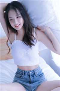 她娇美绝色，入宫后勾了皇帝心魂