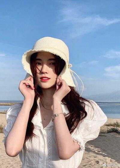 闪婚后，神秘老公坏透了