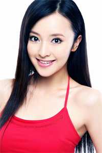 被捕入狱后，未婚夫带着新科技参加审判
