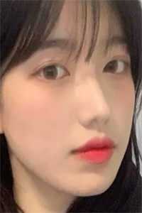替嫁后，我成为旺夫团宠