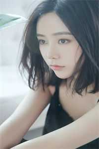 重生未婚夫黑化前，做他的白月光