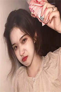 阿芙和萧三爷的小说