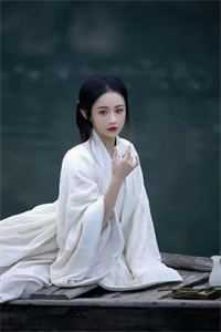 陛下不好了！冷宫娘娘又作妖了