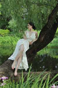 上世被绿，今世她要手打白莲