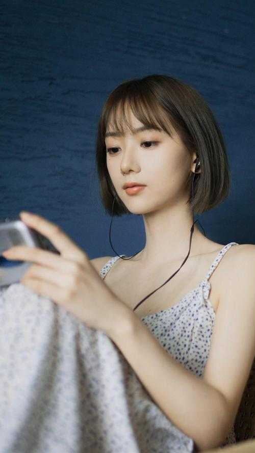 成婚多年，身残志坚的太子爷站起来了
