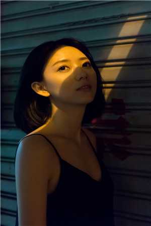 新娘惨被抛弃，怎料肚中已有娃