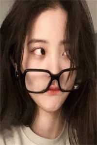 成婚多年，身残志坚的太子爷站起来了