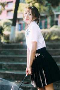 渡劫失败后，玄学大佬成了小农女