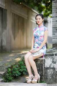 少爷，夫人是回来收拾行李的