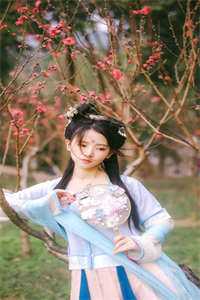 抄家后，她被逼成了国师夫人