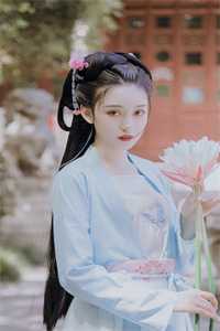 觊觎月光