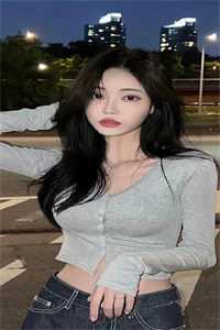 装千金的保姆女儿要刷我卡资助我