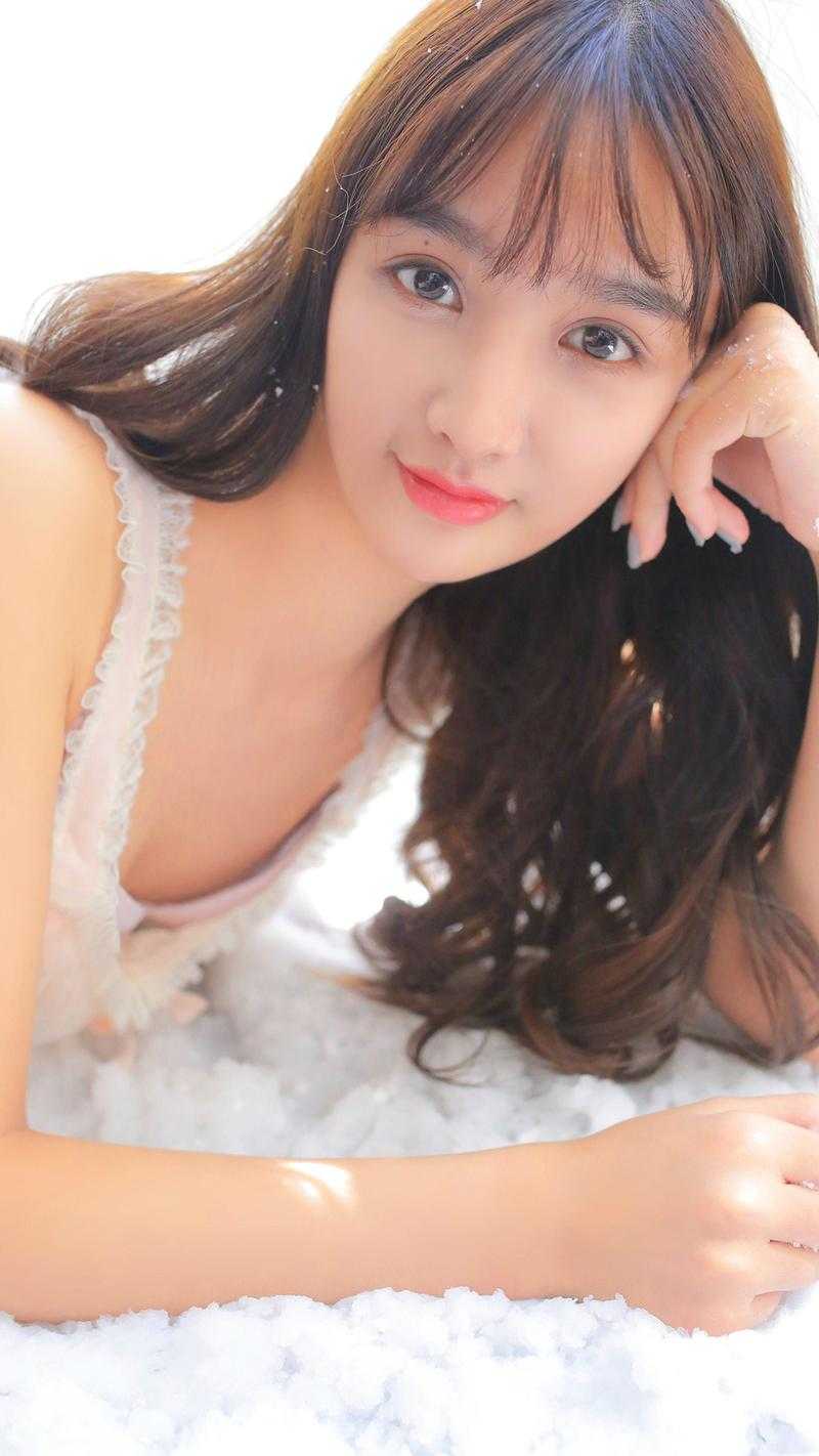 重返四年前，替身男友哭着求复合
