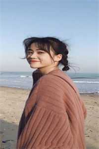 丈夫要帮守寡白月光生孩子，我拒绝后被送名媛培训班修炼爱情